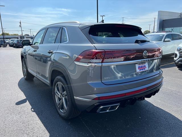 new 2024 Volkswagen Atlas Cross Sport car, priced at $43,887