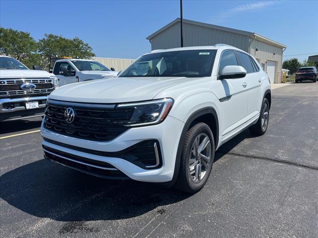 new 2024 Volkswagen Atlas Cross Sport car, priced at $44,266