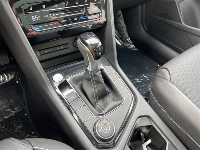 new 2025 Volkswagen Taos car, priced at $34,374