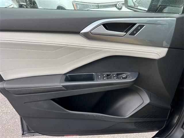 new 2025 Volkswagen Taos car, priced at $34,374