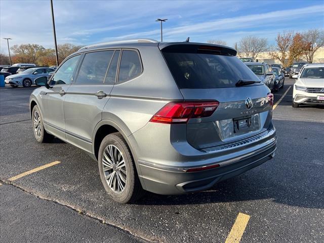 new 2024 Volkswagen Tiguan car, priced at $32,335