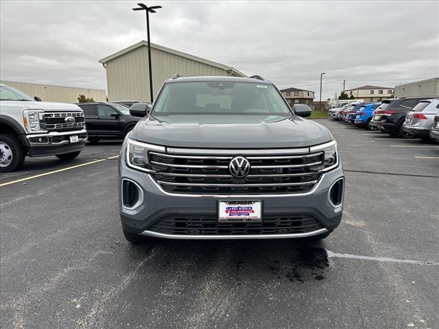 new 2025 Volkswagen Atlas car, priced at $44,475