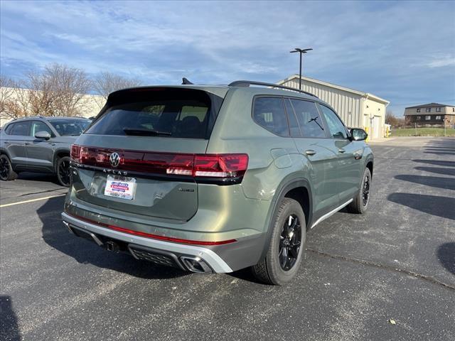 new 2025 Volkswagen Atlas car, priced at $45,404