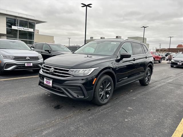 new 2024 Volkswagen Tiguan car, priced at $30,870