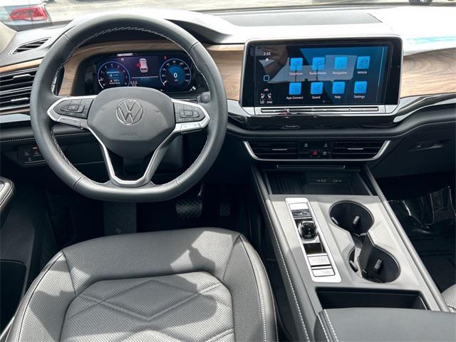 new 2025 Volkswagen Atlas car, priced at $38,136