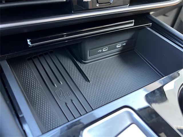 new 2025 Volkswagen Atlas Cross Sport car, priced at $39,625