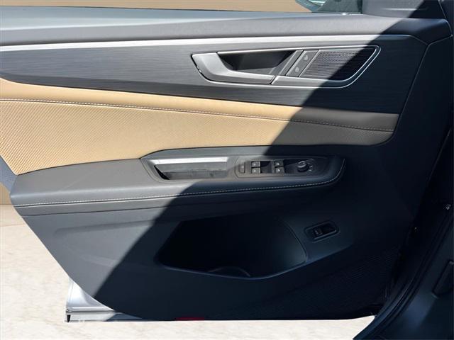 new 2025 Volkswagen Atlas Cross Sport car, priced at $39,625