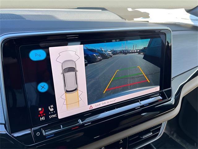 new 2025 Volkswagen Atlas Cross Sport car, priced at $39,625