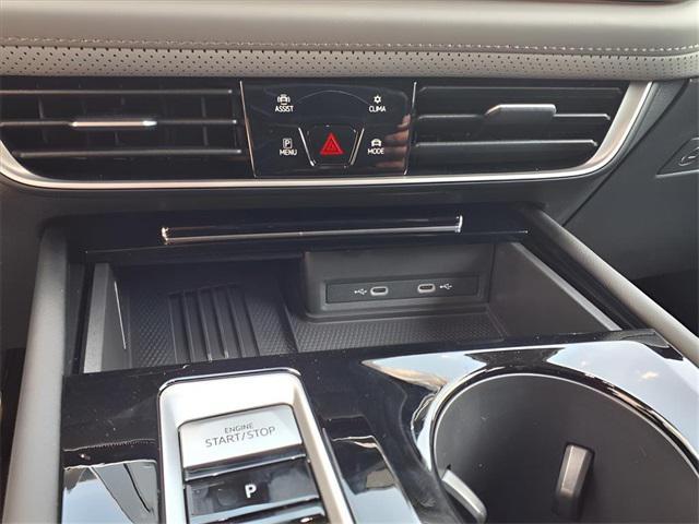 new 2025 Volkswagen Atlas car, priced at $41,528