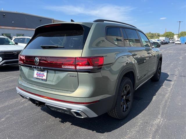 new 2024 Volkswagen Atlas car, priced at $41,424