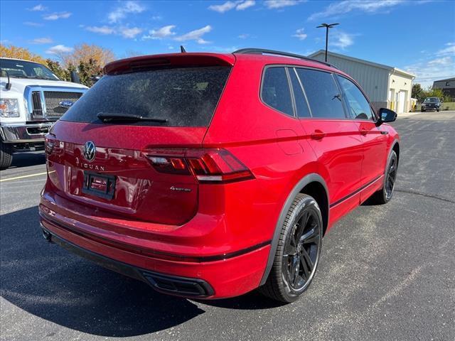 new 2024 Volkswagen Tiguan car, priced at $33,799