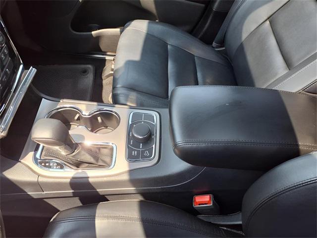 used 2019 Jeep Grand Cherokee car, priced at $13,700