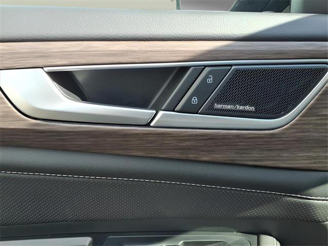 new 2026 Volkswagen Atlas car, priced at $53,979