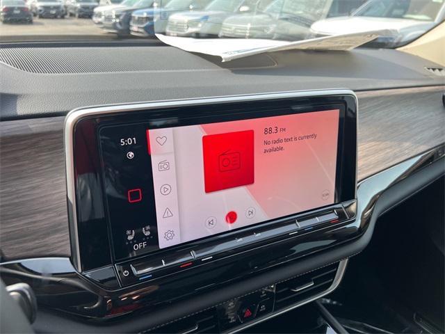 new 2025 Volkswagen Atlas car, priced at $50,411