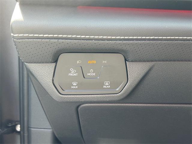 new 2025 Volkswagen Atlas car, priced at $50,411