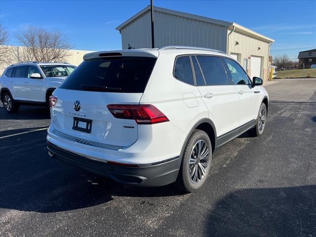 new 2024 Volkswagen Tiguan car, priced at $31,335