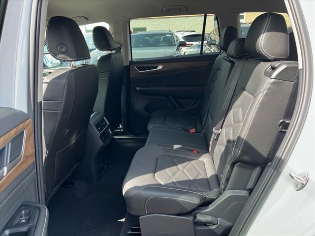 new 2025 Volkswagen Atlas car, priced at $42,943