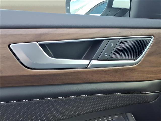 new 2026 Volkswagen Atlas car, priced at $41,137