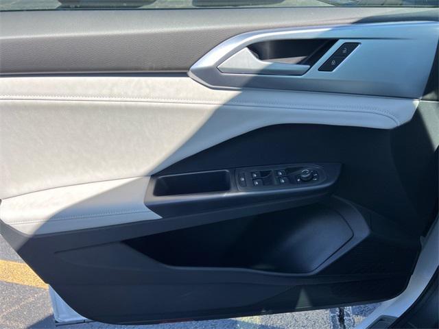 new 2025 Volkswagen Taos car, priced at $31,969