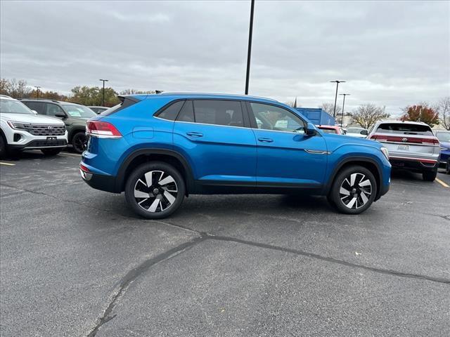 new 2024 Volkswagen Atlas Cross Sport car, priced at $39,860