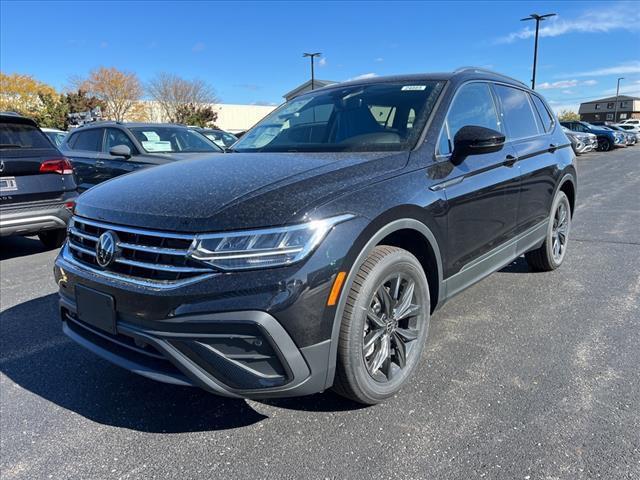 new 2024 Volkswagen Tiguan car, priced at $31,548