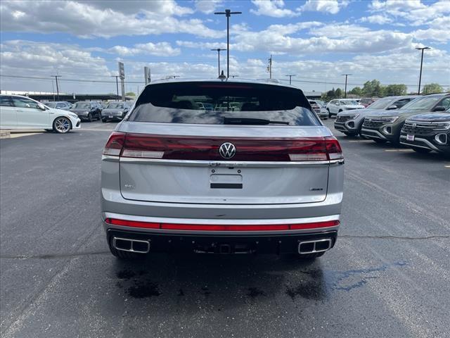 new 2024 Volkswagen Atlas Cross Sport car, priced at $43,742