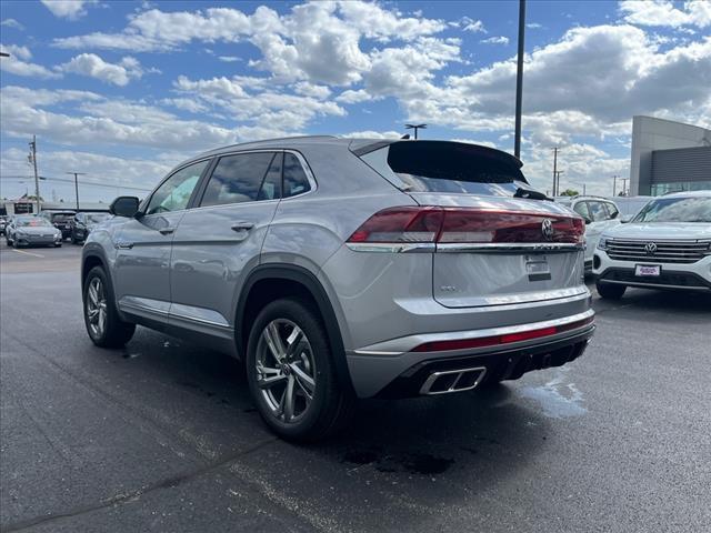 new 2024 Volkswagen Atlas Cross Sport car, priced at $43,742