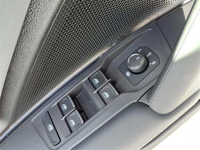 new 2025 Volkswagen Tiguan car, priced at $36,680