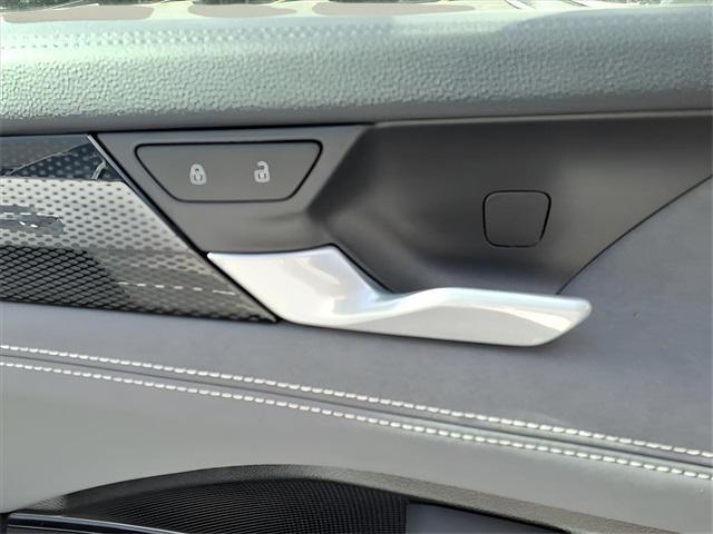 new 2025 Volkswagen Tiguan car, priced at $36,680