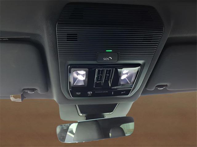 new 2025 Volkswagen Tiguan car, priced at $36,680