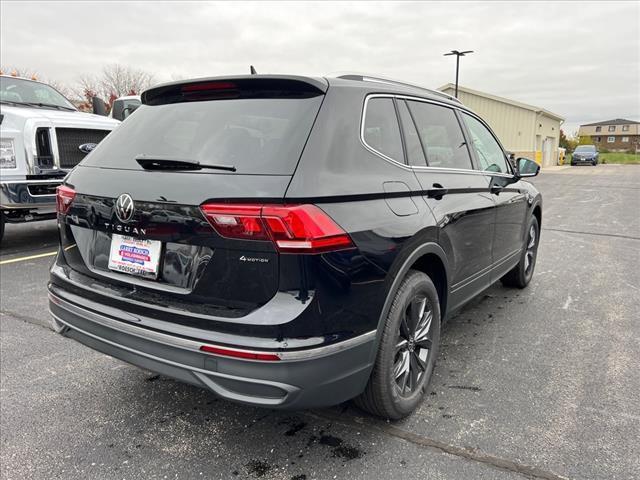 new 2024 Volkswagen Tiguan car, priced at $31,902