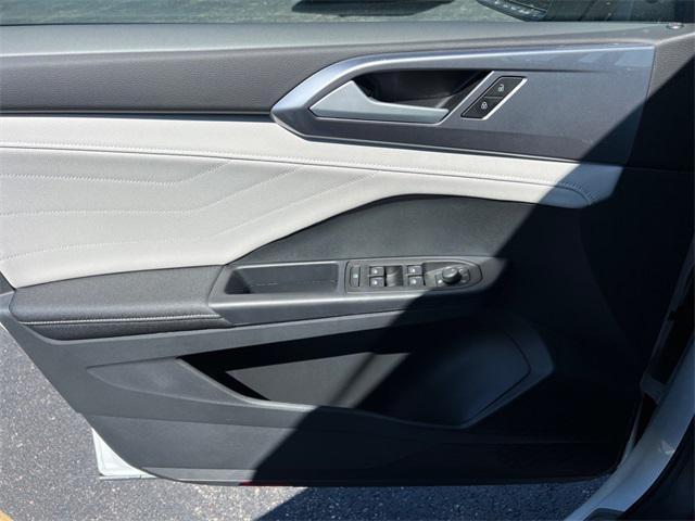 new 2025 Volkswagen Taos car, priced at $35,874