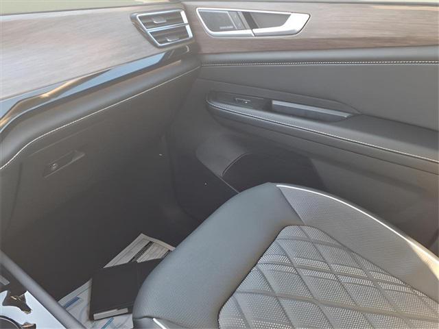 new 2026 Volkswagen Atlas car, priced at $53,681