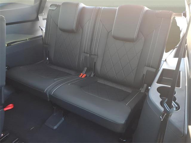 new 2026 Volkswagen Atlas car, priced at $53,681