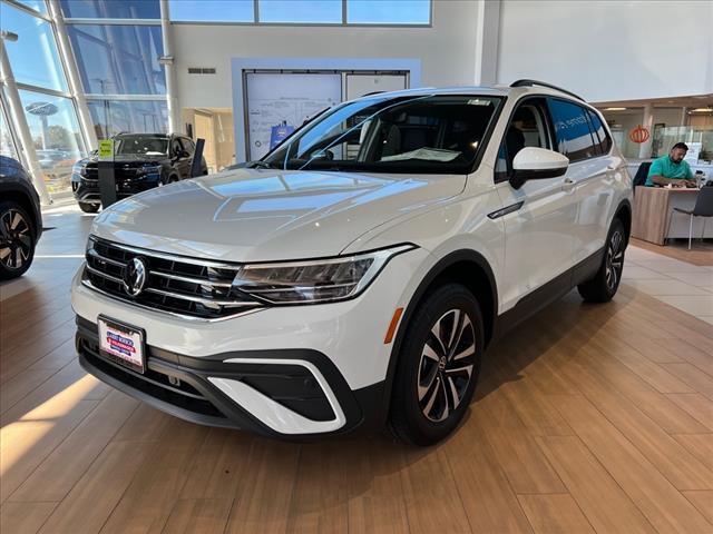 new 2024 Volkswagen Tiguan car, priced at $27,392