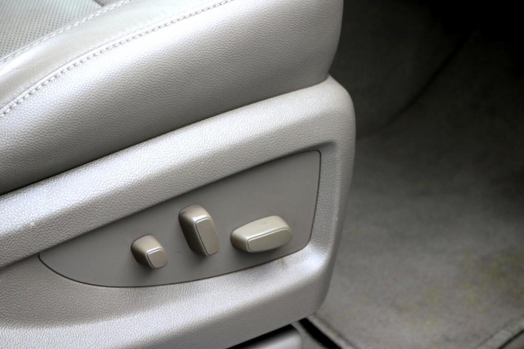 used 2020 GMC Yukon car, priced at $34,950