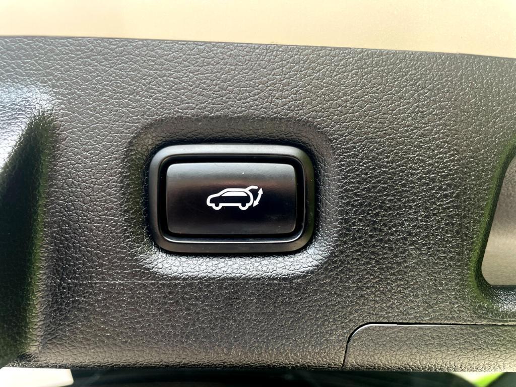 used 2020 Hyundai Santa Fe car, priced at $22,950