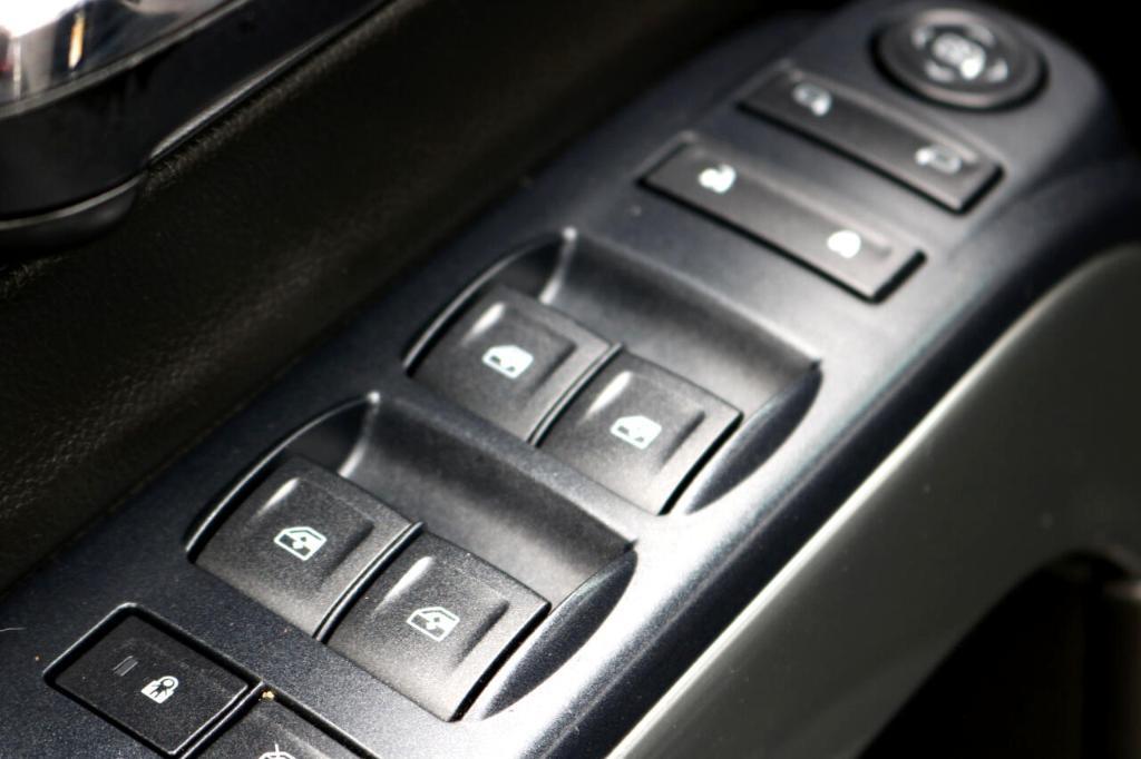 used 2014 Chevrolet Silverado 1500 car, priced at $17,950