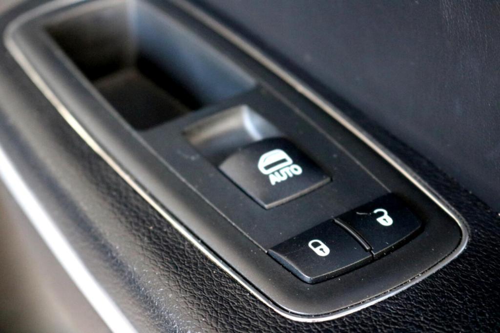 used 2019 Chrysler 300 car, priced at $19,950