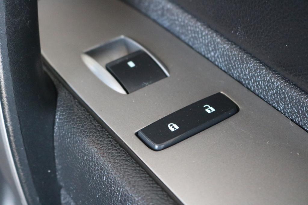 used 2012 Chevrolet Silverado 1500 car, priced at $18,950