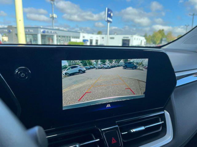 used 2024 Chevrolet TrailBlazer car, priced at $20,892