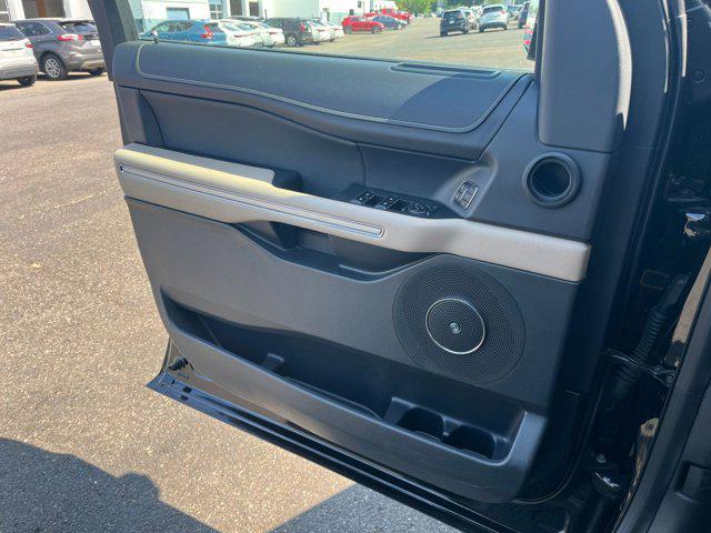 used 2024 Ford Expedition car, priced at $58,065