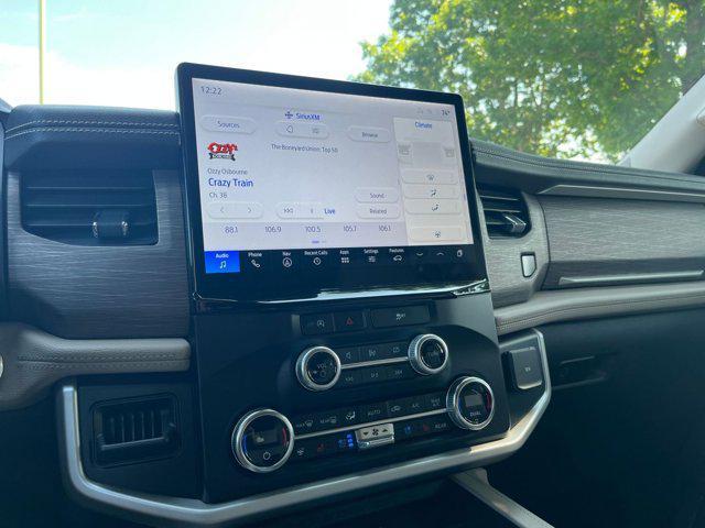 used 2024 Ford Expedition car, priced at $58,065