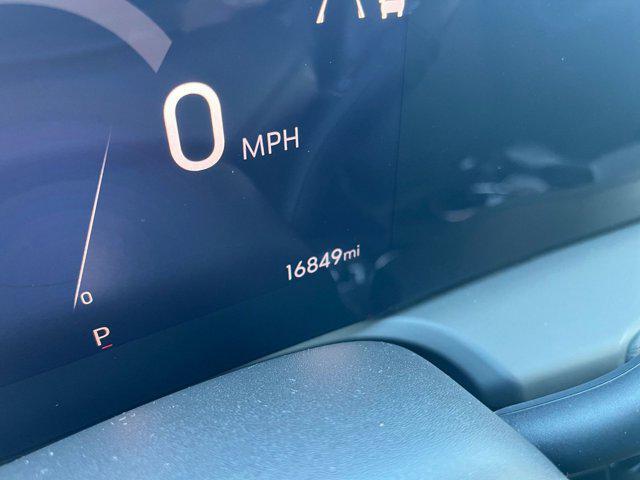 used 2025 Buick Encore GX car, priced at $18,900