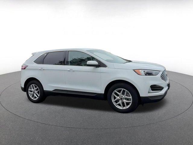 used 2024 Ford Edge car, priced at $26,091