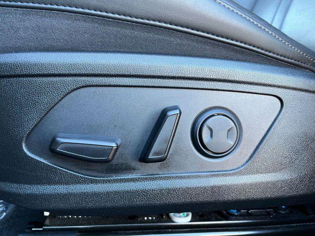 used 2024 Kia Sorento car, priced at $29,697
