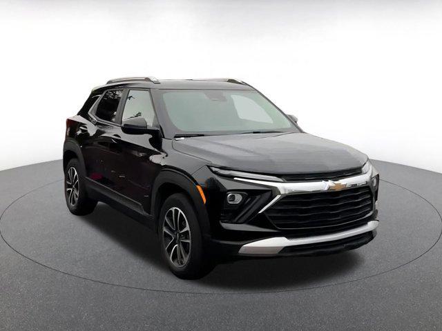 used 2025 Chevrolet TrailBlazer car, priced at $21,400