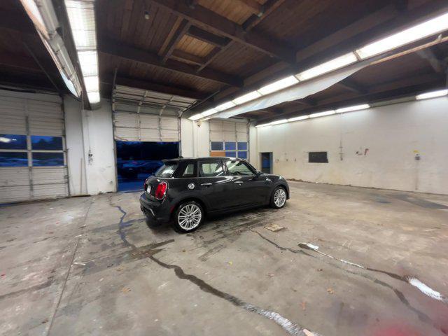 used 2024 MINI Hardtop car, priced at $27,809