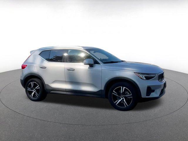 used 2024 Volvo XC40 car, priced at $24,881