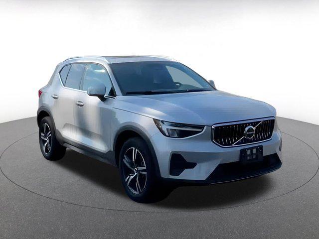 used 2024 Volvo XC40 car, priced at $24,881